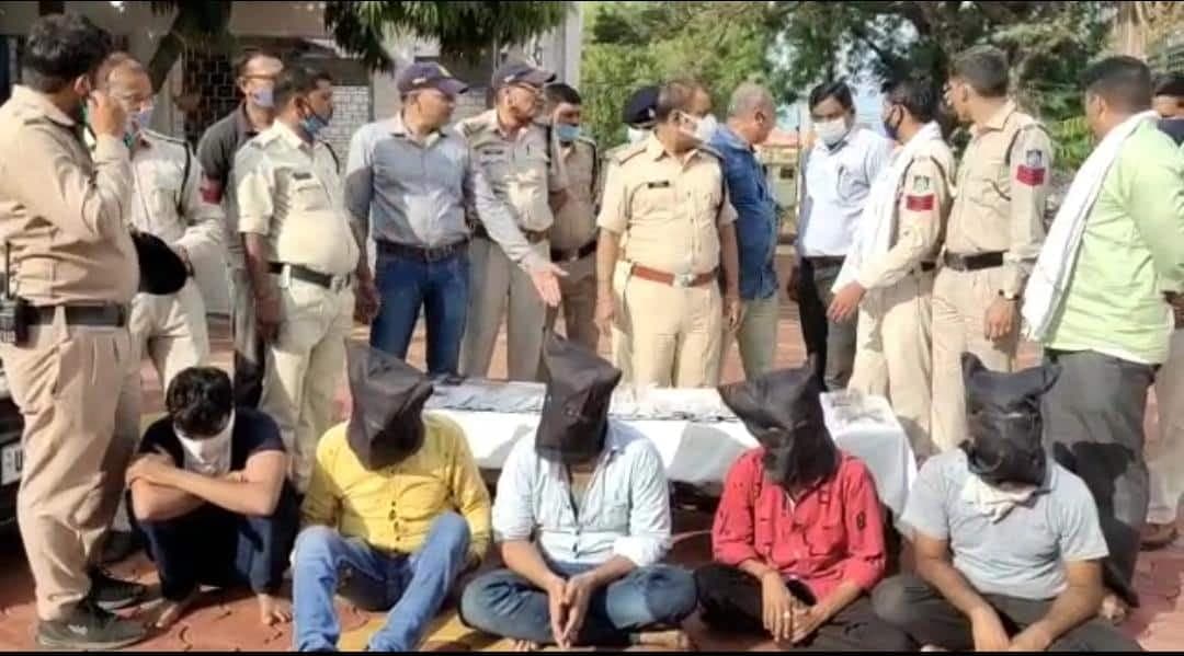 Ashoknagar : नकली चांदी की सिल्लियों को बेचने बाला ठग गिरोह पुलिस की गिरफ्त में, कई राज्यों में की थी ठगी