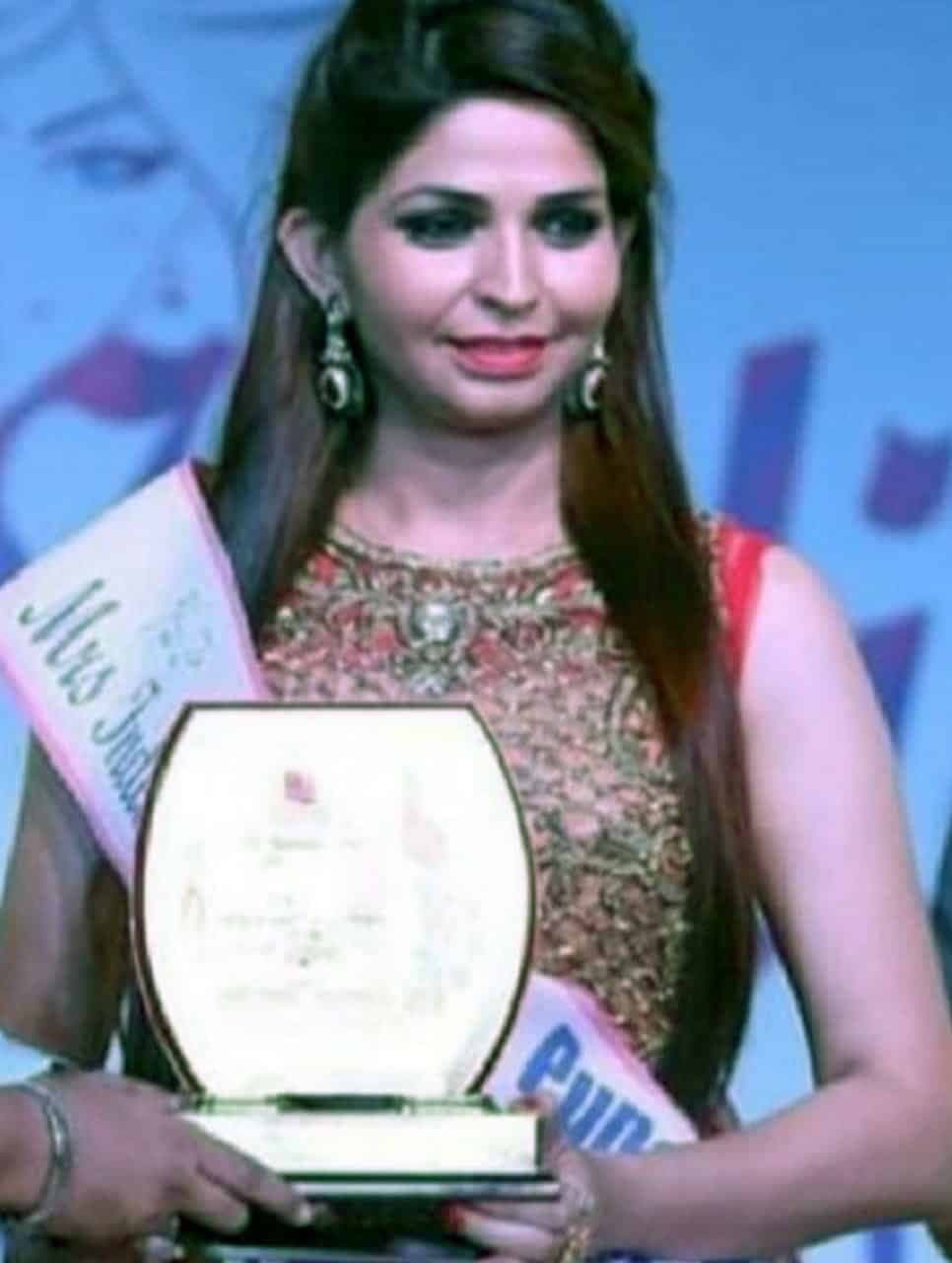 लग्जरी लाइफस्टाइल की चाह ने पहुंचाया सलाखों के पीछे, honey trap मामले में पूर्व ‘मिसेज इंडिया राजस्थान’ गिरफ्तार