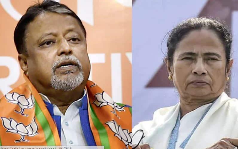 बंगाल में BJP को बड़ा झटका, मुकुल रॉय और उनके बेटे की TMC में घर वापसी
