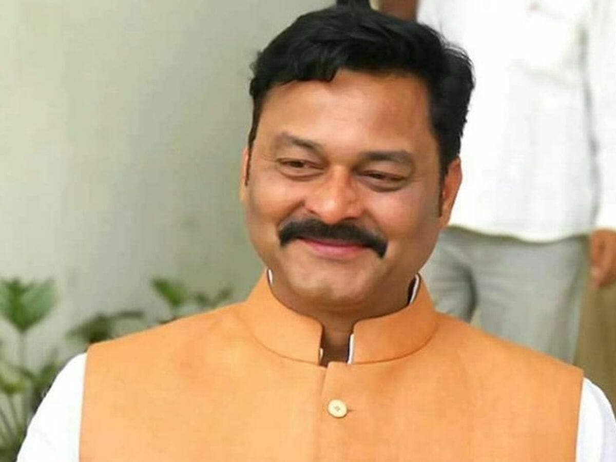 कोरोना वैक्सीन को लेकर ये क्या बोल गए MP के पूर्व मंत्री, तेजी से वायरल हो रहा वीडियो