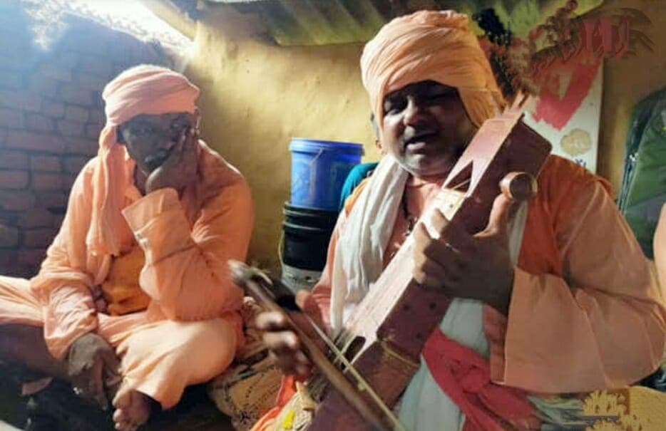 22 साल से लापता पति जोगी के वेश में पहुंचा घर, पत्नी से मांगी भिक्षा, फिर हुआ ये