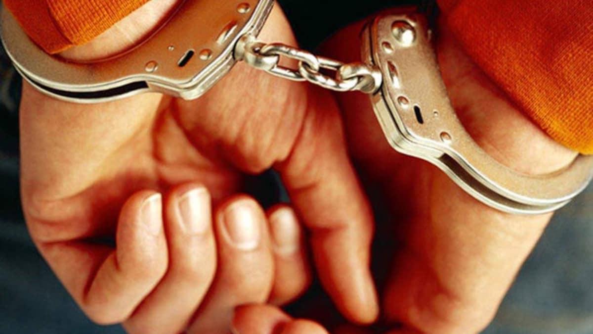 करवा चौथ के दिन पत्नी ने पति को किया पुलिस के हवाले, कहा- ‘गोली मत मारना’