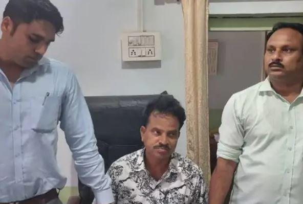 MP में लोकायुक्त की बड़ी कार्रवाई, 2 अधिकारी 30 हजार की रिश्वत लेते रंगेहाथों गिरफ्तार