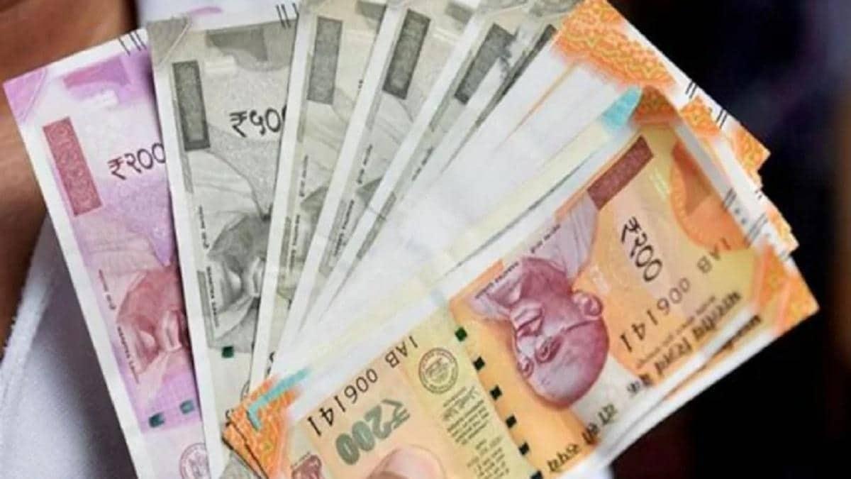 कर्मचारियों के लिए खुशखबरी, बढ़े हुए DA के साथ आएगी सैलरी, जानें पूरा कैलकुलेशन