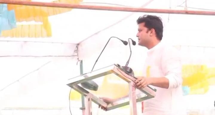 नंदू भैया के बेटे ने Rahul Gandhi को बताया फटा नोट, भड़की Congress