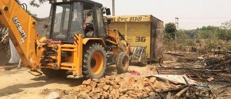 Breaking News:125 साल पुराना अतिक्रमण जमींदोज, प्रशासन की कार्रवाई, दुकानदारों को नोटिस