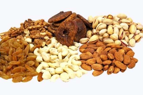 Dry Fruits Price : त्यौहार की तैयारियों में जुटा किराना बाजार, सूखे मेवों के आयात में हुई बढ़ोतरी, देखें दाम