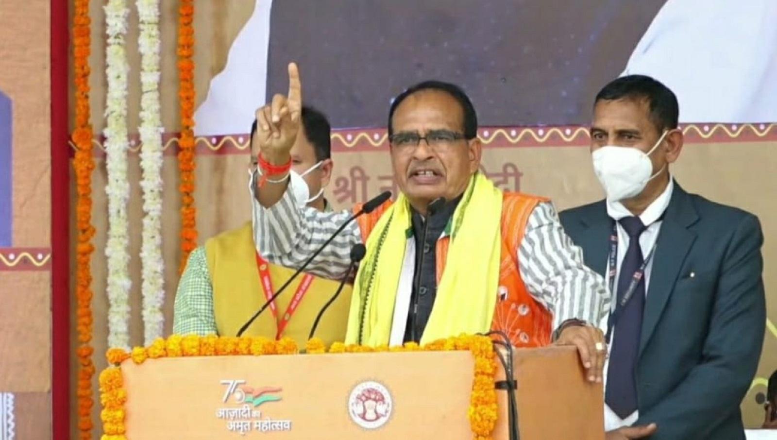 सीएम शिवराज का बड़ा ऐलान- कॉलेज के लिए जारी होगी राशि, फिर से शुरू होंगी ये योजनाएं