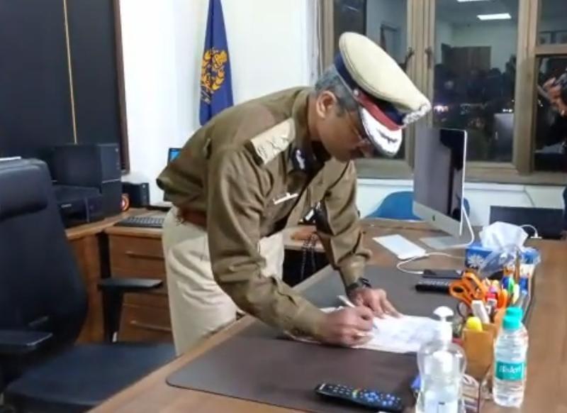 भोपाल के नवनियुक्त कमिश्नर मकरंद देउस्कर ने संभाली कमान