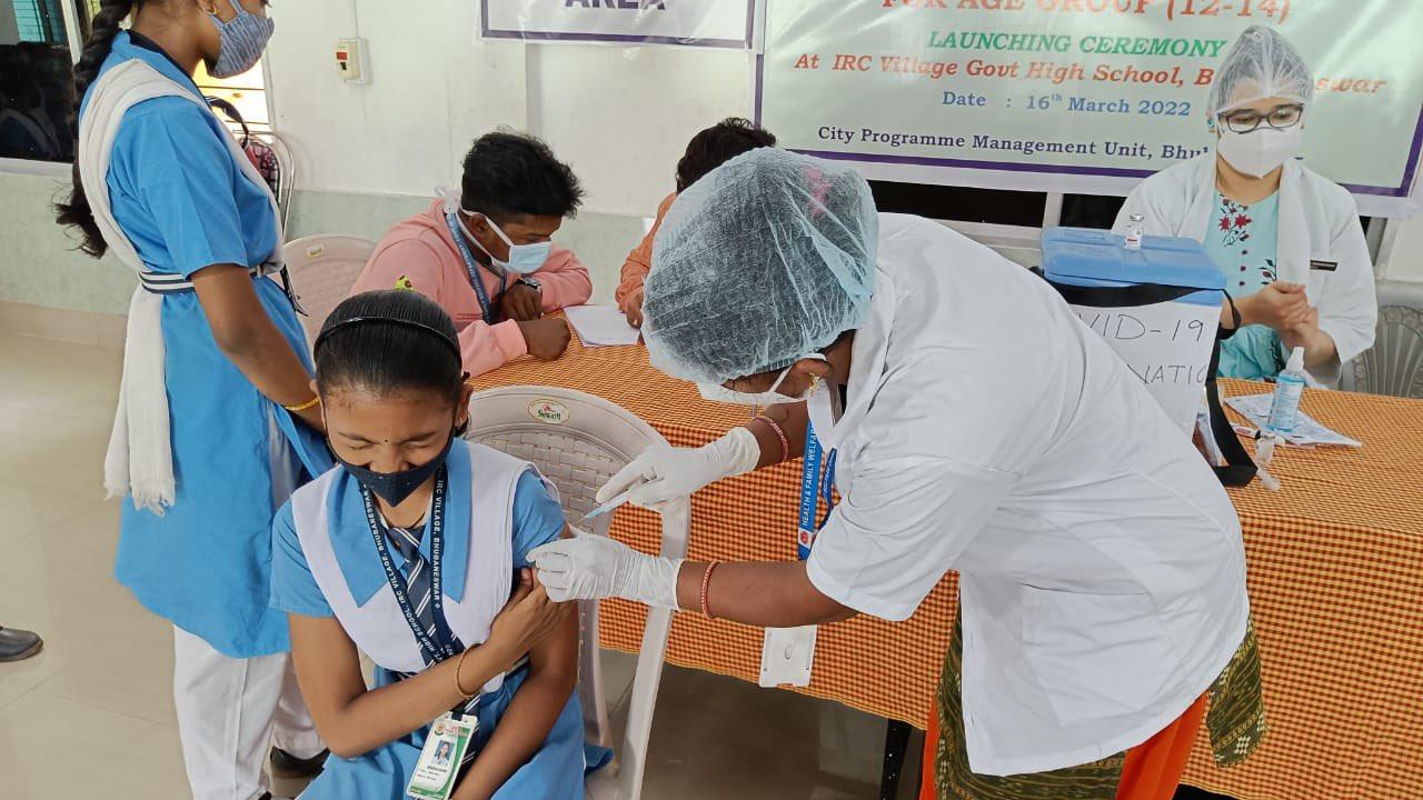 MP: 12-14 आयुवर्ग के टीकाकरण अभियान को लेकर नियमों में हुए कई बदलाव, इन बातों का रखे खास ख्याल