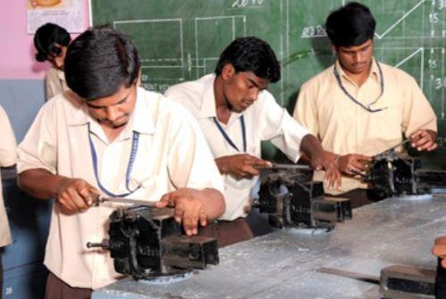 MP Admission Update : पुलिस ITI में एडमिशन शुरू, फार्म भरने की आखिरी तारीख 12 जून