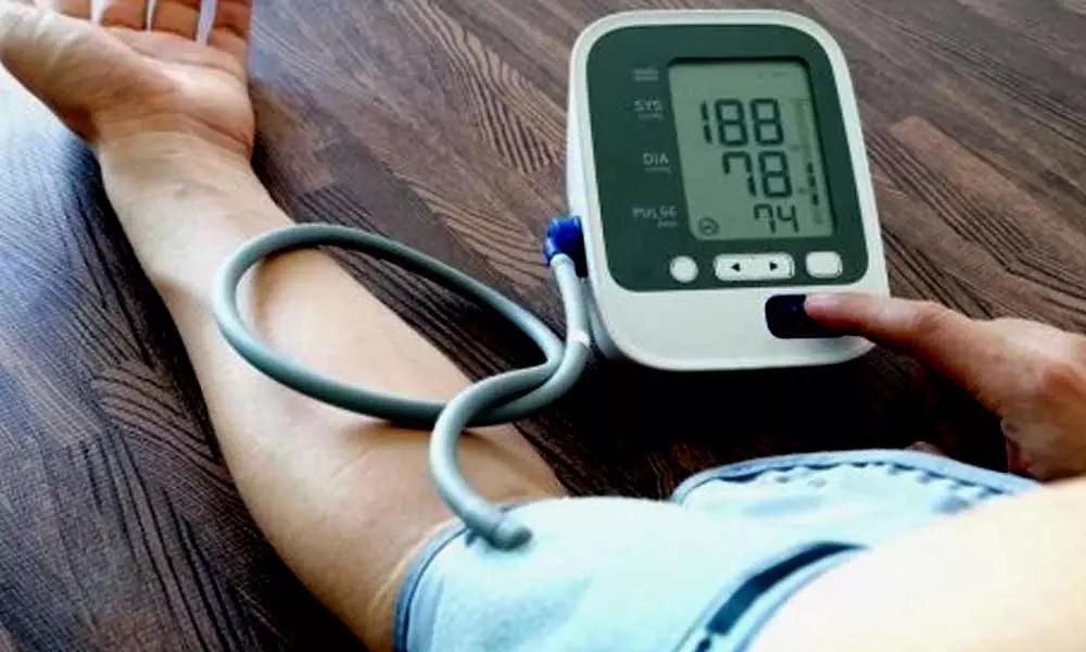 ये तीन फूड हाई ब्लड प्रेशर वालों के लिए फायदेमंद, जानिए सेवन का तरीका और फायदे