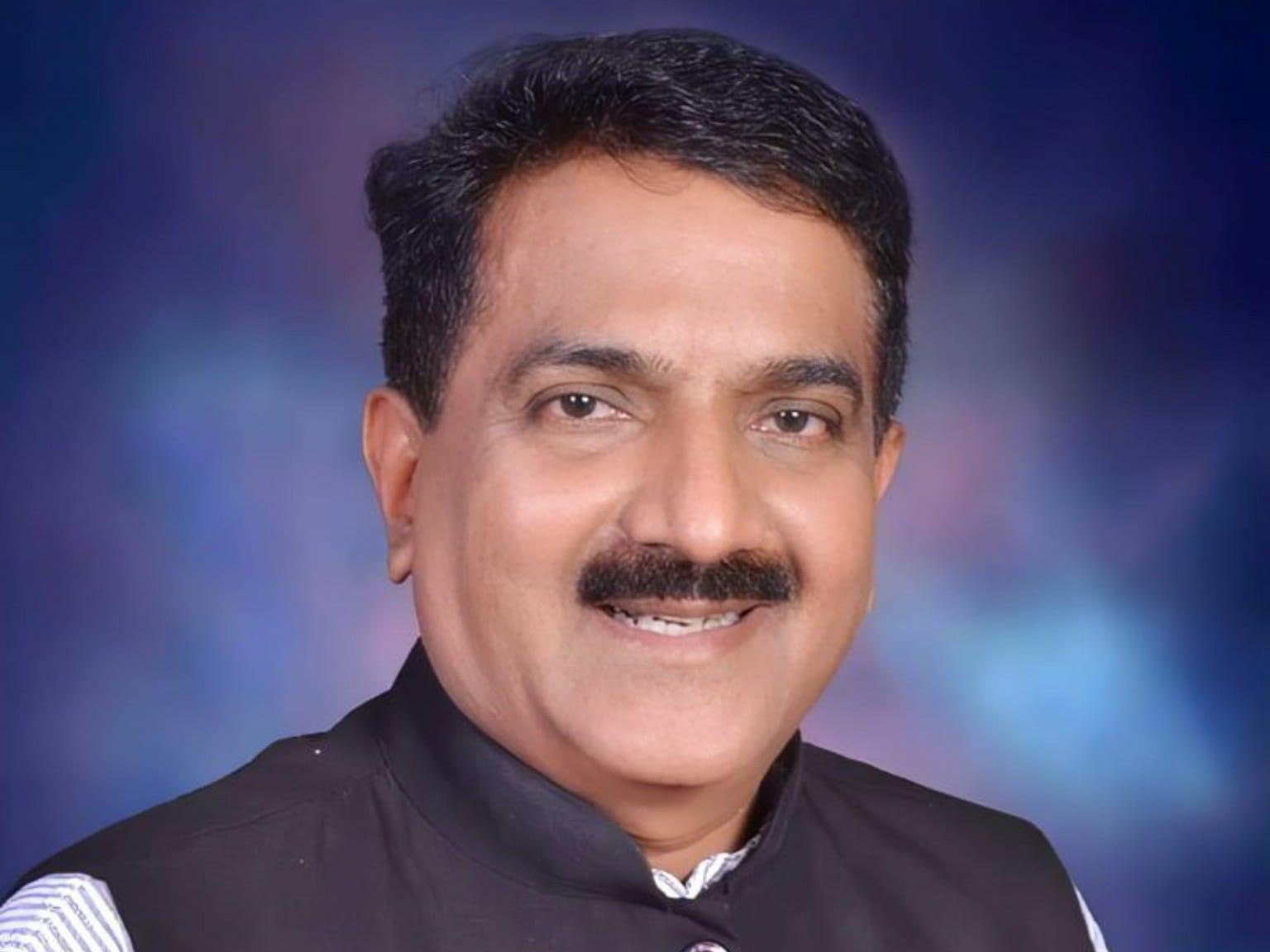 सिंधिया पर दिग्विजय के बयान का इस बीजेपी नेता ने किया समर्थन