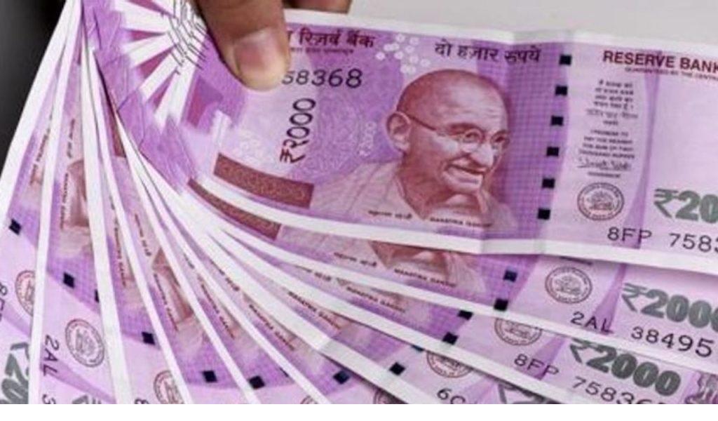 अपने परमानेंट काम के साथ शुरू करें यह साइड बिजनेस, घर बैठे होगी मोटी कमाई