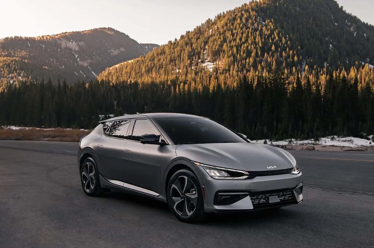 Kia ने नई इलेक्ट्रिक कार भारतीय बाजार में की पेश, जानें कीमत व फीचर्स