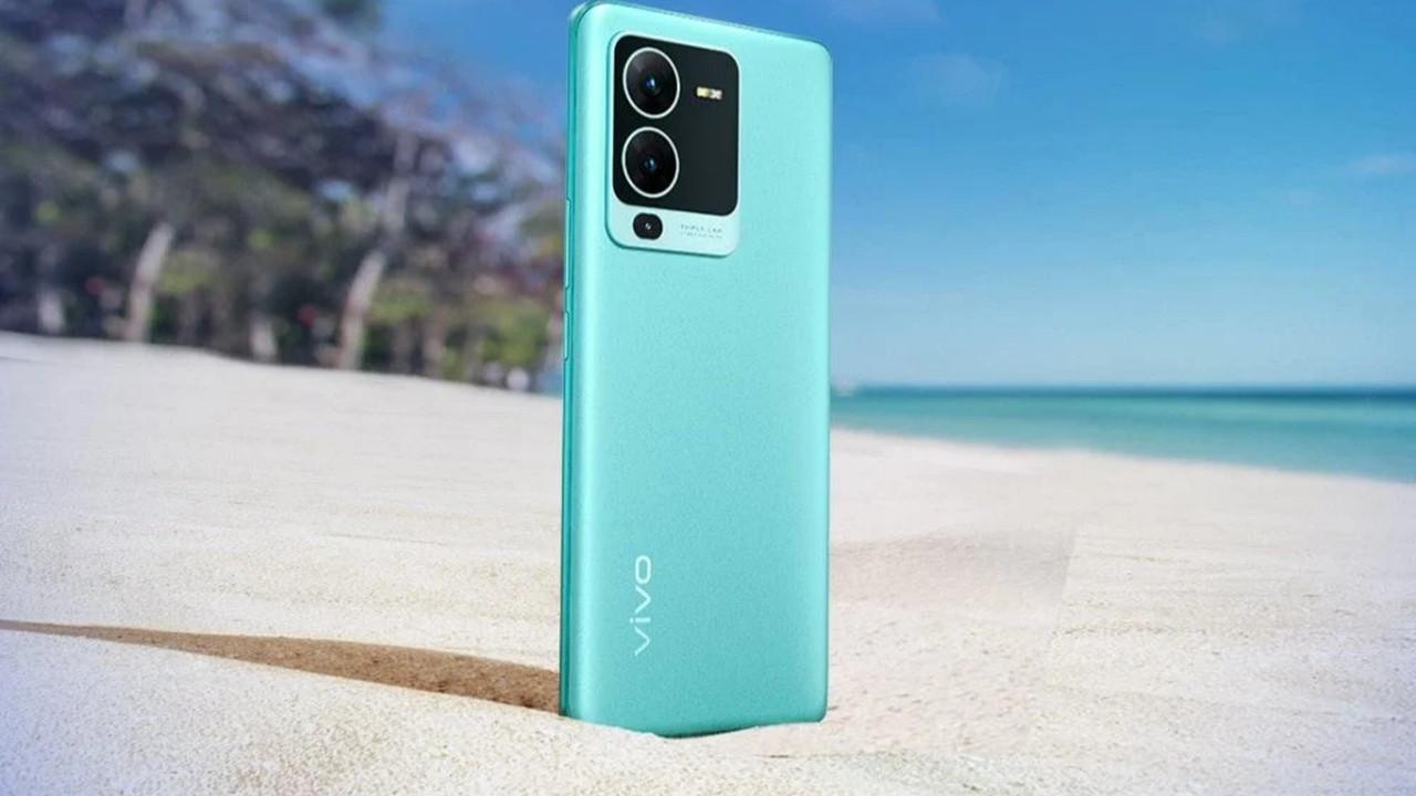 भारत में हुई Vivo V25 Pro की एंट्री, धूप में बदलेगा स्मार्टफोन का रंग, मिल रहे हैं कई धांसू फीचर्स, यहाँ जानें