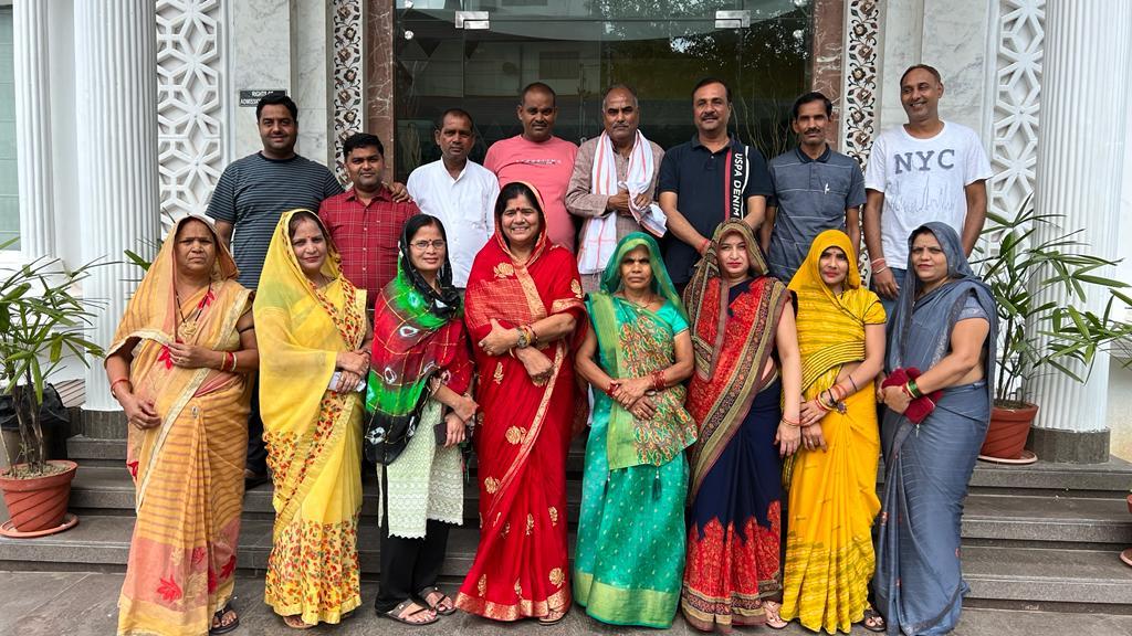 ज्योतिरादित्य सिंधिया के आशीर्वाद से लक्ष्मी बनी अध्यक्ष