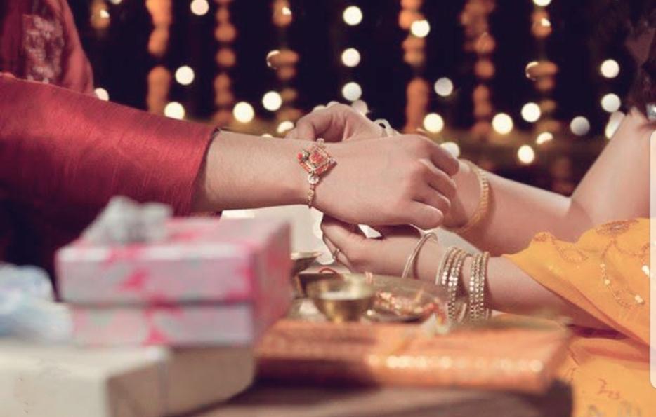 Raksha Bandhan 2022 : अगर आपके घर भी जुटते हैं रिश्तेदार, तो इस तरह करें इंतजाम