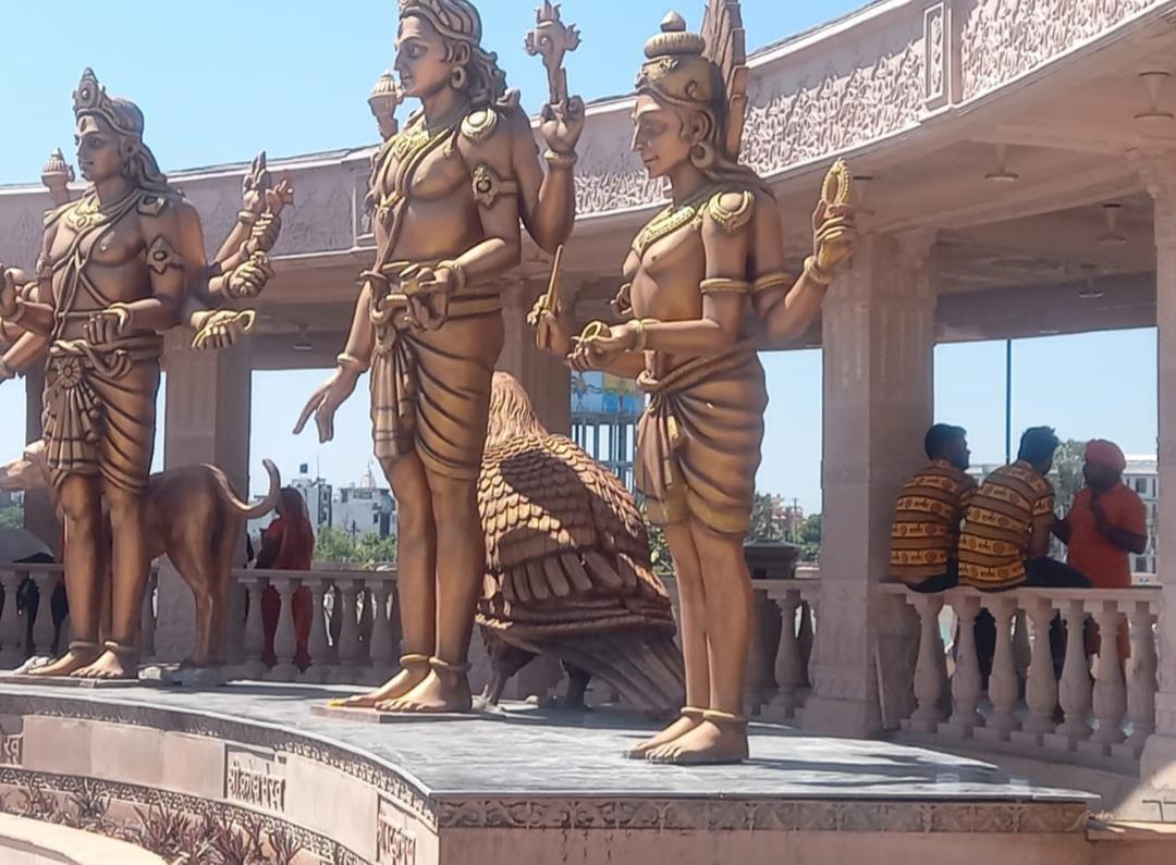 Mahakal Lok की खूबसूरती को बिगाड़ने में लगे लोग, नियम तोड़ने पर लगेगा जुर्माना