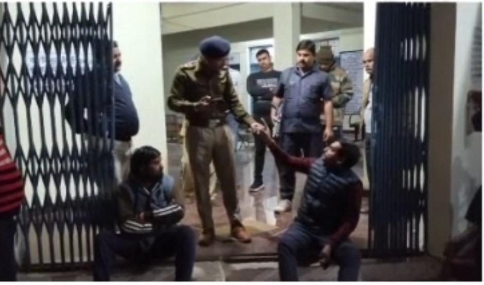 विधायक से बहस करना टीआई को पड़ा भारी, एसपी ने किया लाइन अटैच, थाना प्रभारी ने झूठा मुकदमा दर्ज करने से की थी मनाही