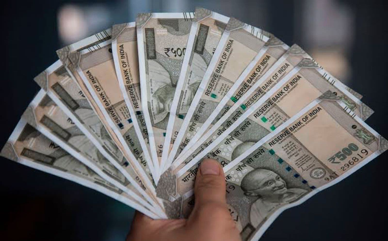 कर्मचारियों-पेंशनरों को जल्द मिलेगा एक और तोहफा, इतने फीसदी बढ़ेगा महंगाई भत्ता, एरियर का लाभ, जानें कितनी बढ़ेगी सैलरी?