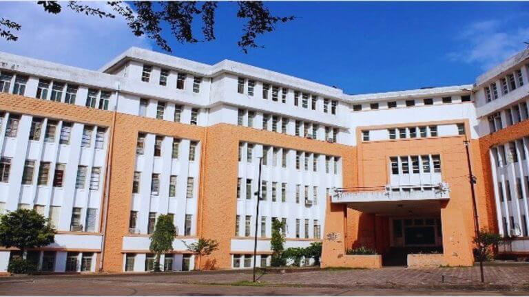 भोपाल गांधी मेडिकल कालेज के गर्ल्स हॉस्टल में देर रात घुसी पुलिस, जमकर हुआ जूडा से विवाद