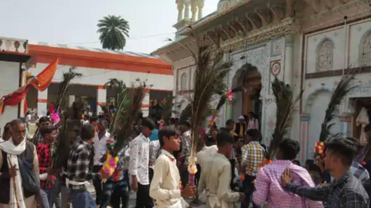 पन्ना में दिवारी नृत्य की धूम, 300 साल पुरानी परंपरा का अद्भुत नजारा