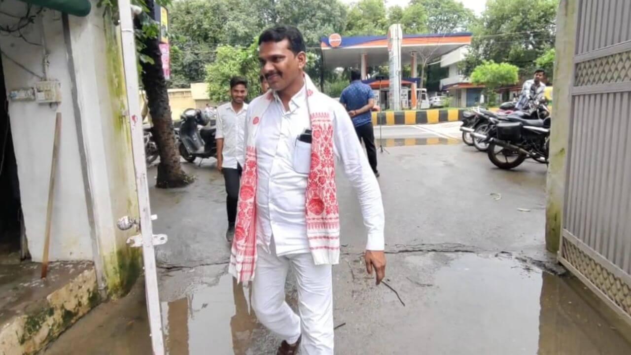 MP के कांग्रेस विधायक की विधायकी संकट में, विधानसभा अध्यक्ष से नहीं हो सकी मुलाकात, सुप्रीम कोर्ट से मिला झटका