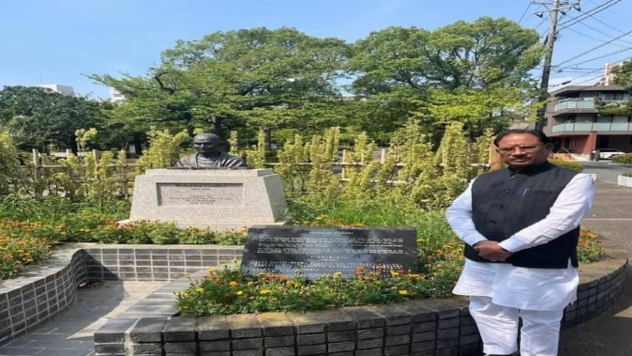 मुख्यमंत्री विष्णुदेव साय ने टोक्यो के ‘लिटिल इंडिया’ में गांधी जी को अर्पित की श्रद्धांजलि
