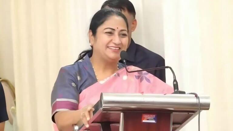 दिल्ली के लोगों का सफर होगा आसान, नए मेट्रो कॉरिडोर के उद्घाटन में बोलीं मुख्यमंत्री रेखा गुप्ता, प्रधानमंत्री मोदी का जताया आभार