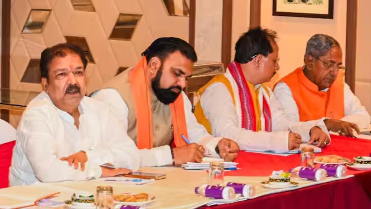 बिहार चुनाव 2025: BJP ने उम्मीदवार तय करने के लिए बनाया रणनीति, दशहरा से पहले होगा फाइनल निर्णय