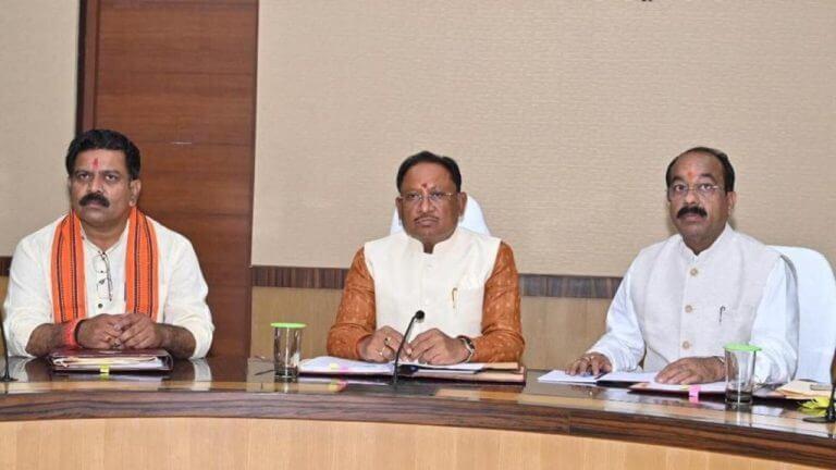छत्तीसगढ़ कैबिनेट बैठक: धर्मांतरण रोकने के लिए नया विधेयक, क्रिकेट अकादमी के लिए 5 एकड़ जमीन, साय सरकार ने कई प्रस्तावों को दी मंजूरी
