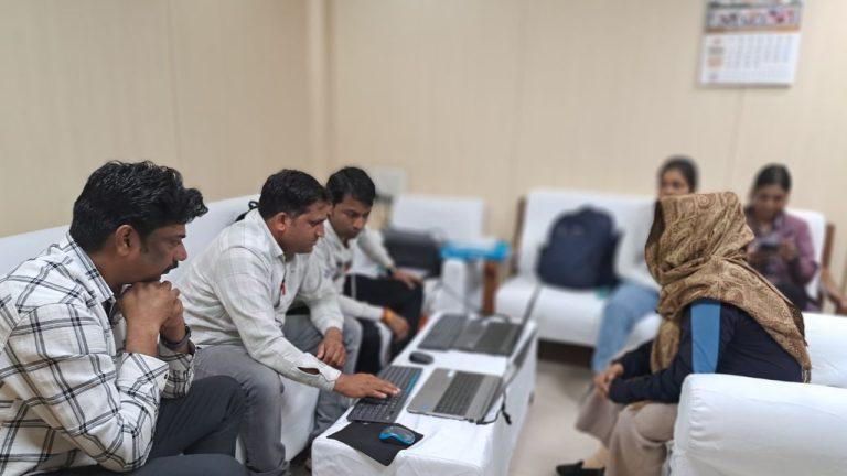 लोकायुक्त का बड़ा एक्शन, रिश्वत लेते महिला पुलिसकर्मी गिरफ्तार, SP ने किया सस्पेंड