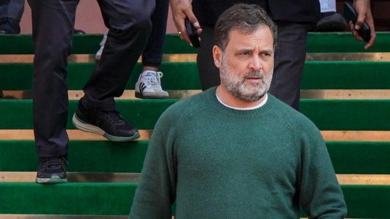 मीडिया पर भड़के राहुल गांधी, बोले- आप BJP के दिए शब्द को सुनकर अपना पूरा कार्यक्रम नहीं चला सकते, देश का अपमान कर रहे हो