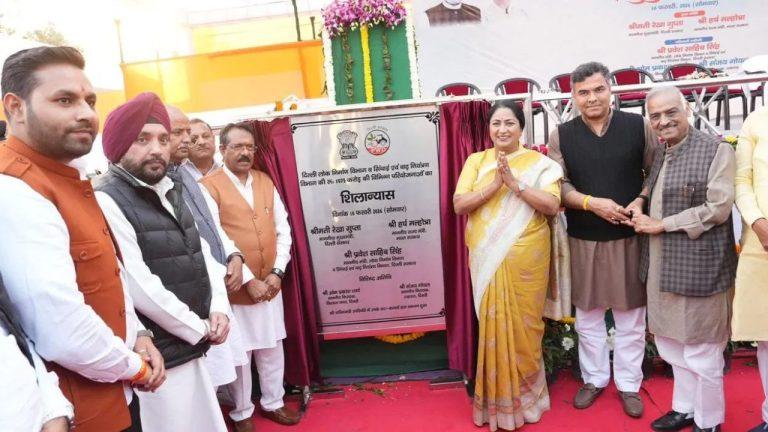 मुख्यमंत्री रेखा गुप्ता ने विवेक विहार में 1075 करोड़ रुपये की विकास परियोजनाओं का किया शिलान्यास, PWD और बाढ़ नियंत्रण विभाग की योजनाएं शामिल