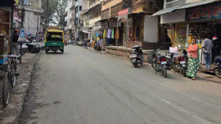 उज्जैन कोयला फाटक गोपाल मंदिर मार्ग चौड़ीकरण पर व्यापारी आमने-सामने, 5 कारोबारियों ने कोर्ट से स्टे लिया, स्मार्ट सिटी प्रोजेक्ट पर संकट