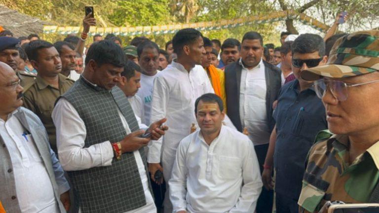 तेजस्वी यादव के गढ़ राघोपुर में तेज प्रताप यादव की बड़ी घोषणा, जनशक्ति जनता दल लड़ेगी तिरहुत स्नातक एमएलसी चुनाव