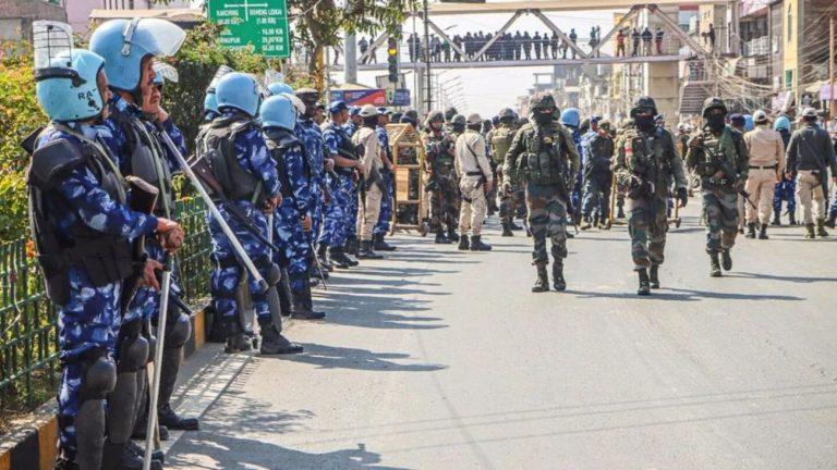 मणिपुर में युमनाम खेमचंद सिंह के सीएम बनते ही चुराचांदपुर में फिर भड़की हिंसा, कुकी संगठनों के विरोध प्रदर्शन में सुरक्षाबलों से झड़प