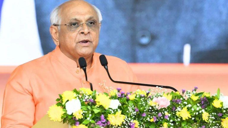 गुजरात विधानसभा में वंदे मातरम् के 150 साल पर सीएम भूपेंद्र पटेल ने पेश किया संकल्प, बोले- यह गीत विकसित भारत के लिए प्रेरक बनेगा