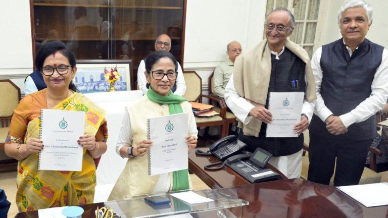 बंगाल बजट 2026: कर्मचारियों के DA में 4% इजाफा, लक्ष्मी भंडार योजना की राशि बढ़ी, युवाओं को भी मिली सौगात