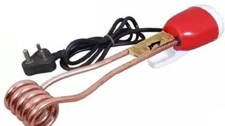 दिल दहला देने वाला हादसा, हीटर रॉड में लगा पानी चेक करने से 13 साल के छात्र की मौत