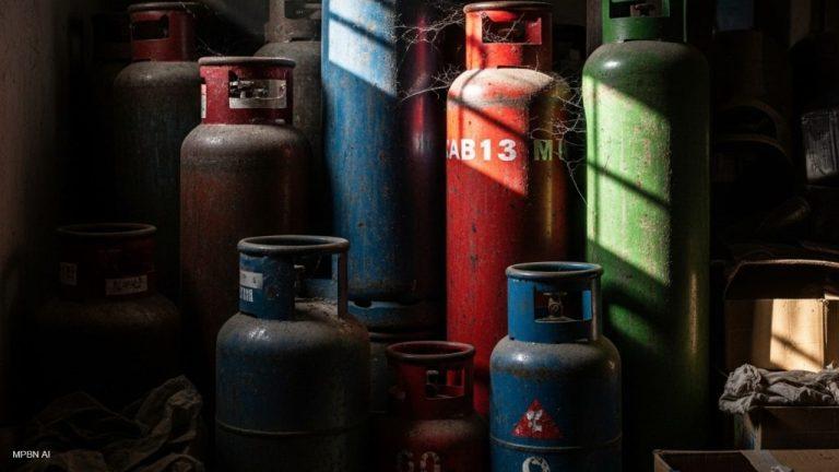 जगदलपुर में घर से मिला गैस सिलेंडरों का जखीरा, छापे में खुली कालाबाजारी की पोल