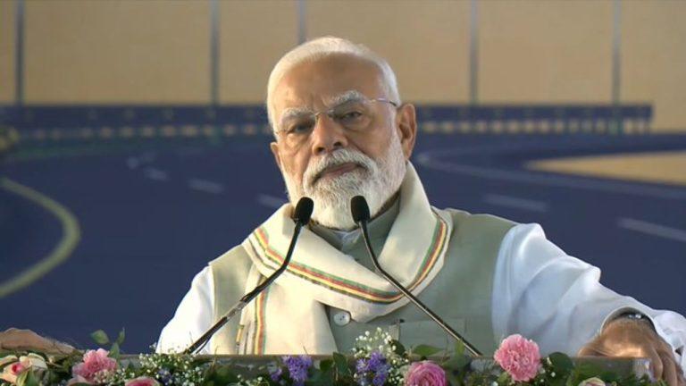 असम में PM Modi का बड़ा हमला, बोले- हार की हताशा से भरी कांग्रेस ने देश के खिलाफ मोर्चा खोल दिया है