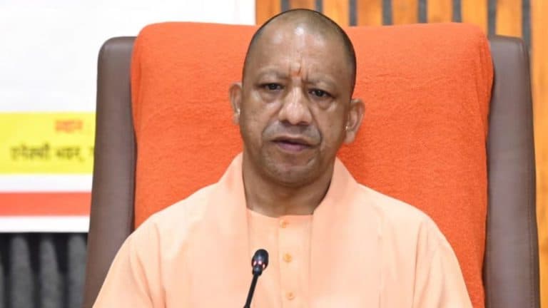 उत्तर प्रदेश: राम मंदिर चंदा विवाद के बीच सीएम योगी का अयोध्या दौरा, चंपत राय को कार्यक्रम से रखा गया दूर, पढ़ें खबर