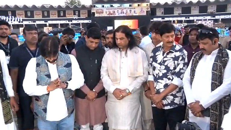 इंदौर में शुरू हुई सनातन प्रीमियर लीग, सुरेश रैना सहित कई स्टार क्रिकेटर बने मेंटर