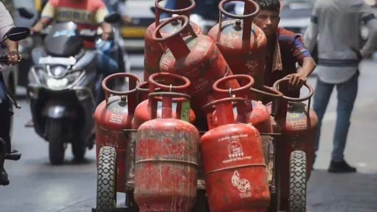 PNG कनेक्शन वाले उपभोक्ताओं को अब नहीं मिलेगा LPG सिलेंडर, गैस संकट के बीच केंद्र सरकार का बड़ा फैसला, डीलरों को स्पष्ट निर्देश जारी