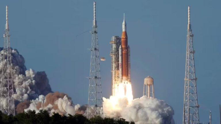 नासा के आर्टेमिस II ने तोड़ा अपोलो-13 का 56 साल पुराना रिकॉर्ड, 4 लाख किमी से ज्यादा दूर पहुंचे 4 एस्ट्रोनॉट्स