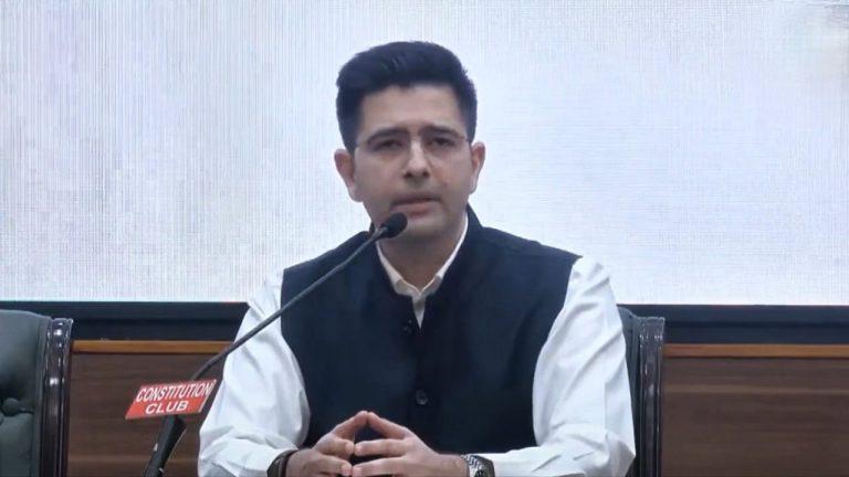 राघव चड्ढा ने AAP से इस्तीफा दिया, दो-तिहाई सांसदों के साथ BJP में विलय की घोषणा, आम आदमी पार्टी को बड़ा झटका