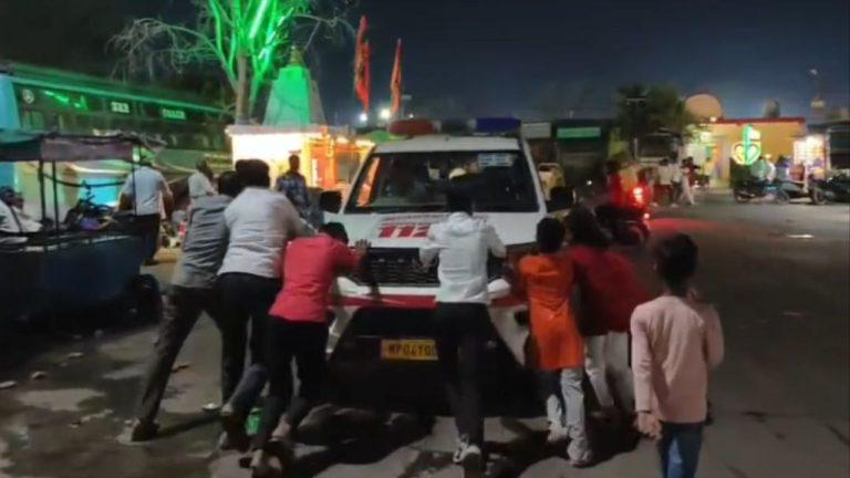 972 करोड़ रुपये के टेंडर के बाद आईं चमचमाती डायल 112 एफआरवी कुछ महीनों में ही हुई खटारा, लगाना पड़ रहा धक्का