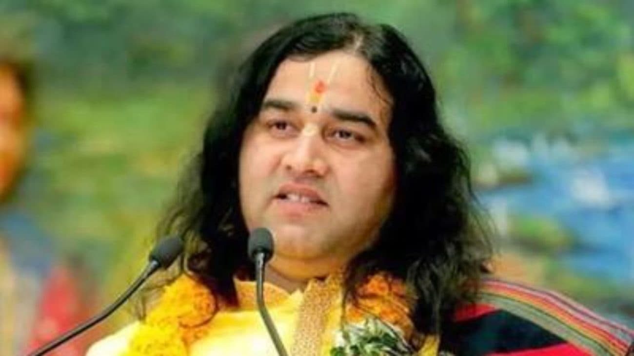 भरत भूषण तिवारी एनकाउंटर पर देवकीनंदन ठाकुर का बड़ा बयान, बोले – ‘क्या उस मां का बेटा वापस ला सकेंगे?’